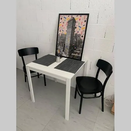 Modern & Private Furnished Studio/work Station * Le Mont-Sur-Lausanne